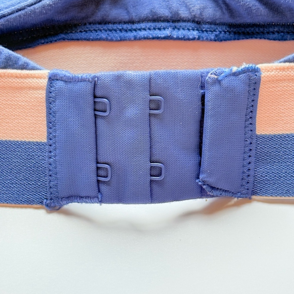 Hanes Blue Adjustable Strap Bra with Striped Band - Picture 3 of 8